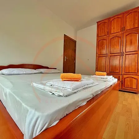 The Sunny Space Of Apartment